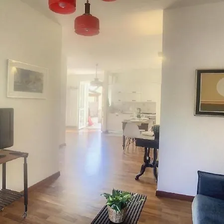 Pertini House Apartamento
